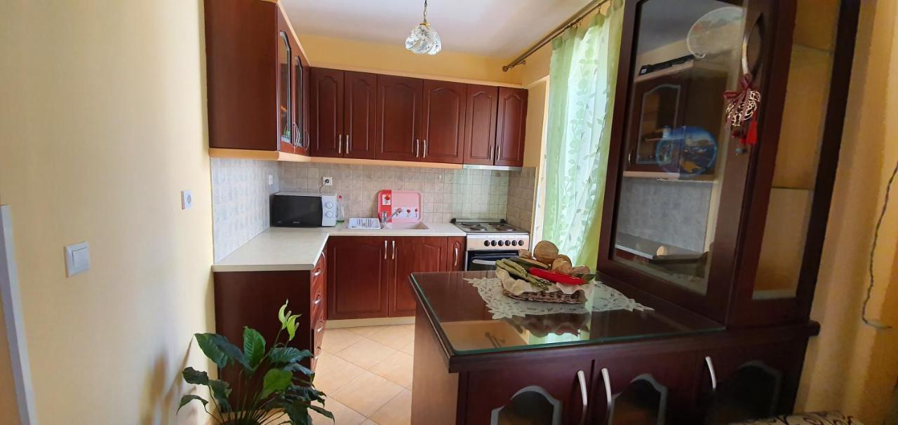 Enjoy Apartment Sarandë Exteriör bild